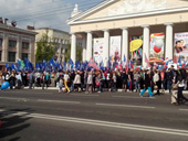 Делегация БГТУ приняла участие в первомайской демонстрации