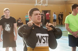 Спортивный праздник БГТУ «День силача»