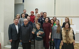 Литературный клуб Экватор: по поэтической лестнице на телемост!