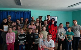 Поездка профсоюзного актива БГТУ в Унечский социальный приют для детей и подростков 2019