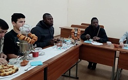 В БГТУ со студентами состоялась  «Беседа о здоровье у самовара»