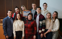 Обучающиеся БГТУ приняли участие в  интеллектуальной игре «РосКвиз», посвященной Дню конституции РФ