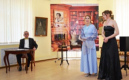 «Певец любви, певец своей печали…»