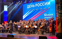 Обучающиеся БГТУ приняли участие в торжественных  и праздничных мероприятиях, посвящённых Дню России!