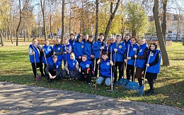 14 октября 2022 г. волонтеры БГТУ приняли участие в акции  по уборке Майского парка в Бежицком районе г.Брянске