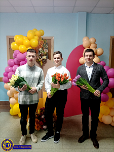 В БГТУ прошла студенческая акция «Вам, прекрасные!», посвящённая Международному женскому дню 8 Марта 
