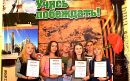 В Политехническом колледже БГТУ открылась художественная выставка, посвящённая 75-й годовщине освобождения г.Брянска от немецко – фашистских захватчиков
