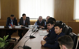 Встреча проректора  по дополнительному обучению и международному сотрудничествус первокурсниками, прибывшими из-за рубежа на обучение в вузе